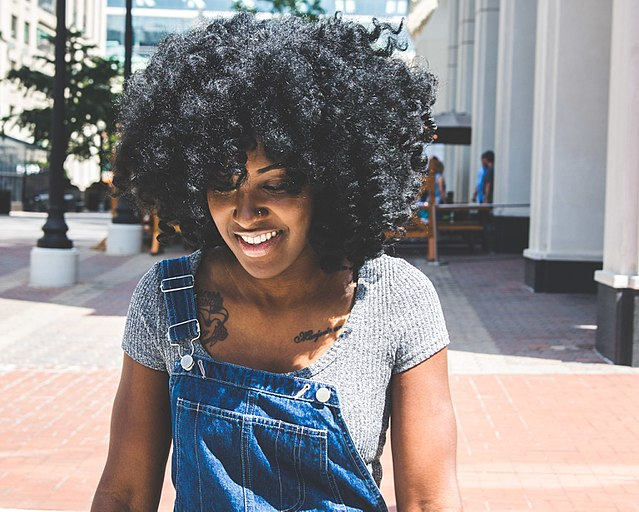 "It's About Social Justice": Lamont Signs Law Requiring Hair Stylists To Learn About Textured Hair